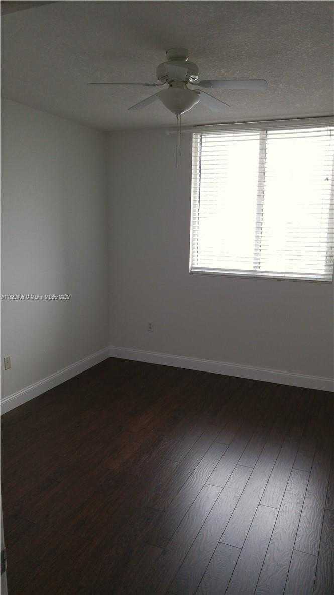 Small Image of 275 NORTH EAST 18TH ST #1004, Miami Number 9