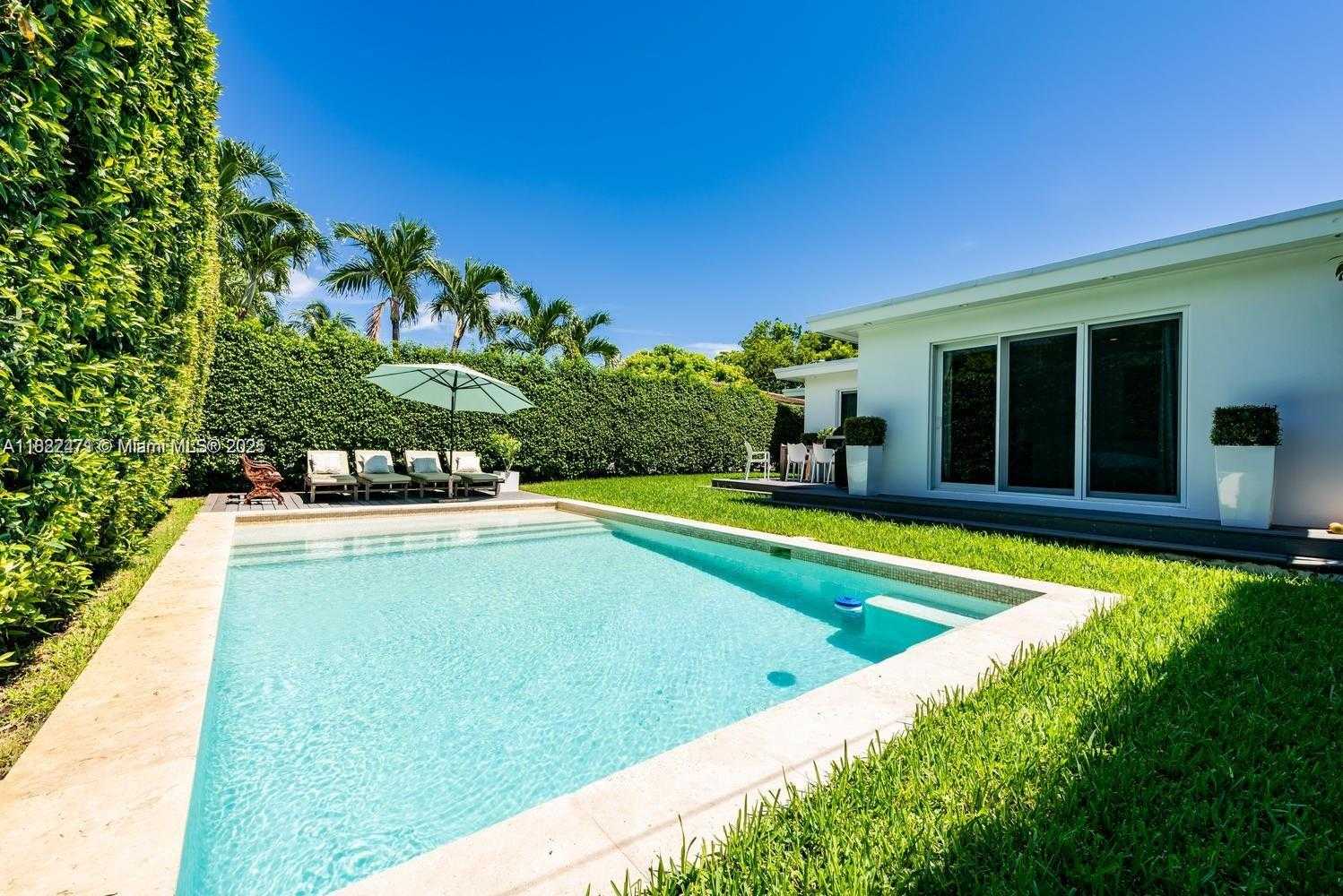 Small Image of 575 WEST 50TH ST, Miami Beach Number 18