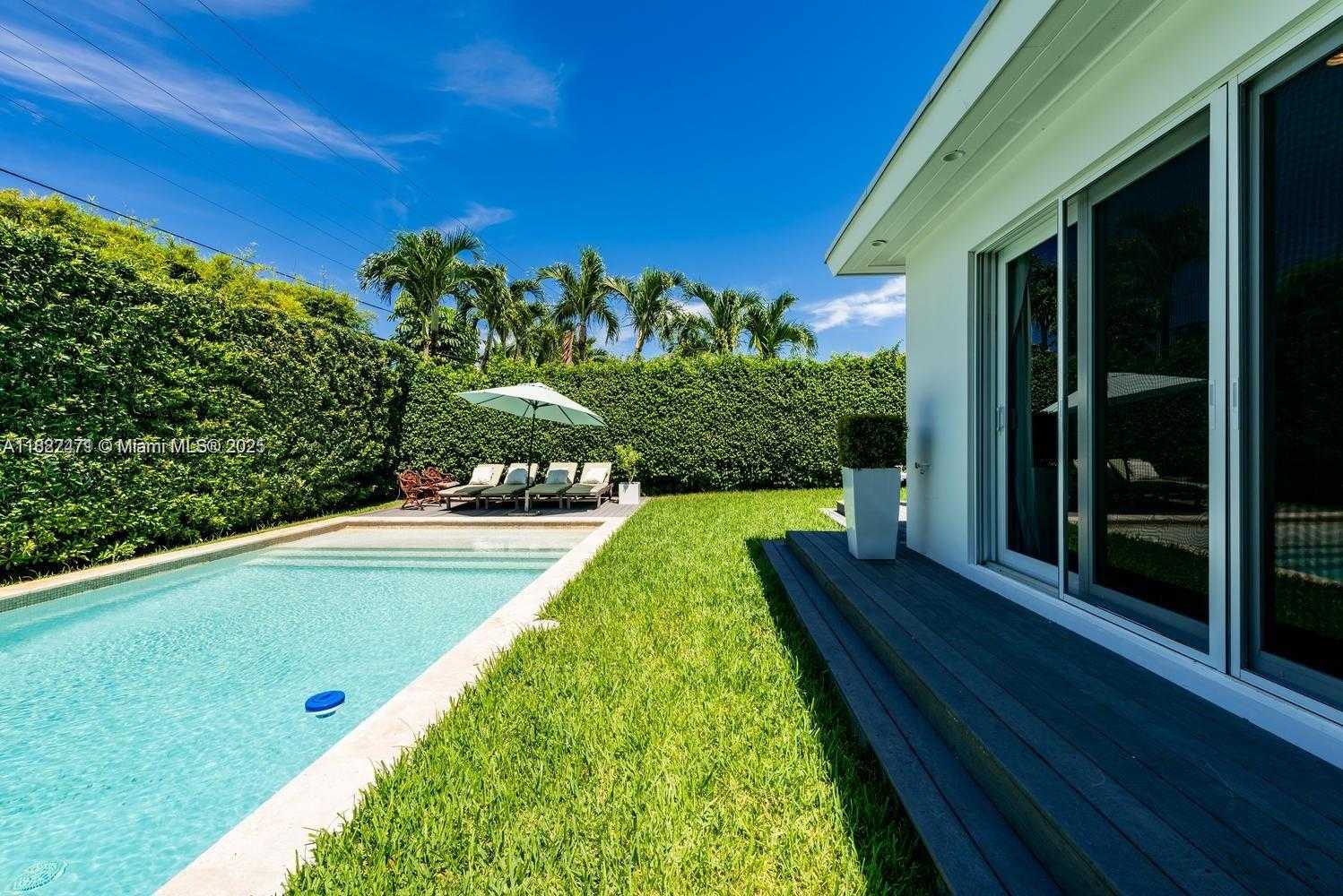 Small Image of 575 WEST 50TH ST, Miami Beach Number 19