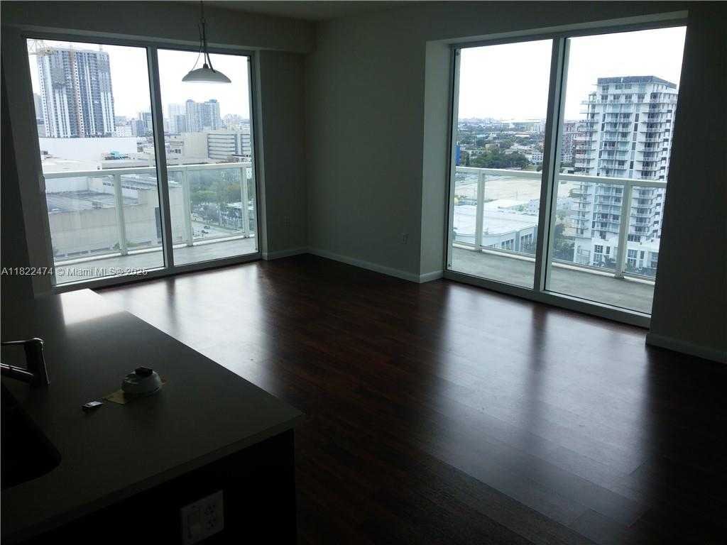 Small Image of 1900 NORTH BAYSHORE DR #1811, Miami Number 2