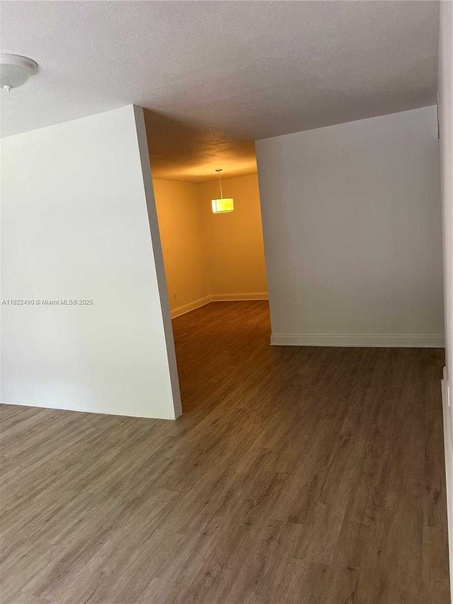 Small Image of 7925 SOUTH WEST 86TH ST #923, Miami Number 5