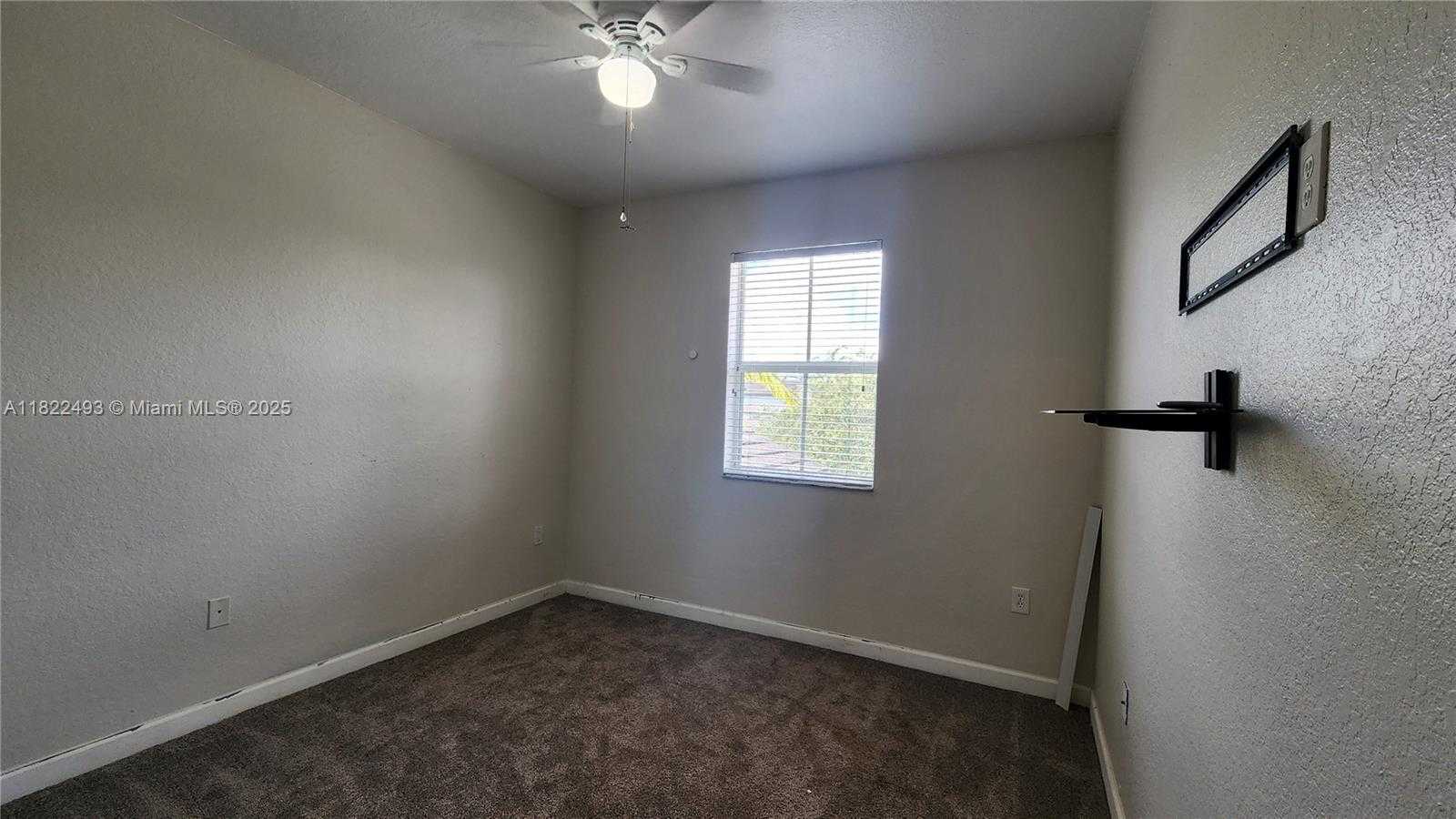 Small Image of 343 NORTH EAST 36TH TERRACE, Homestead Number 18