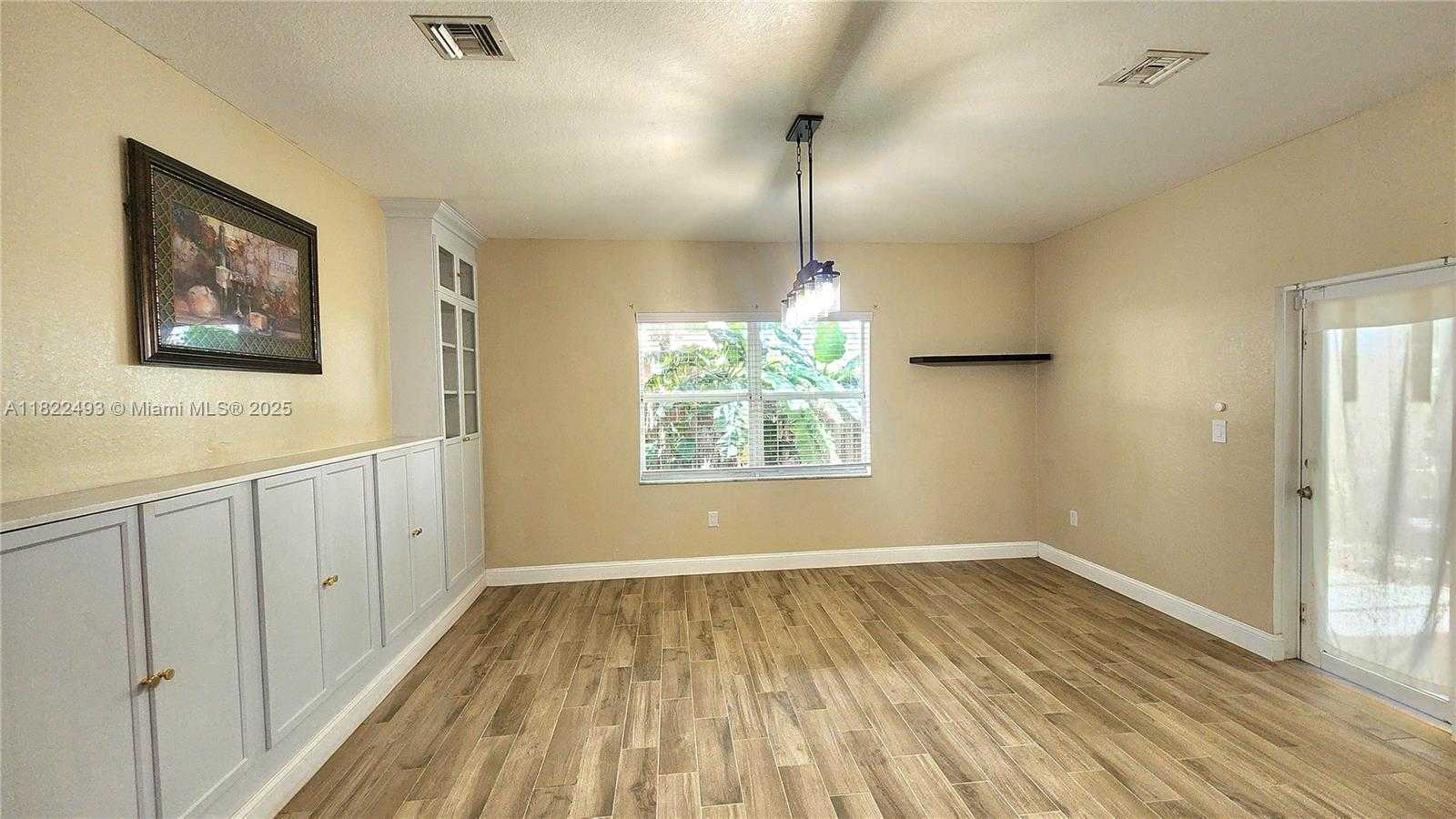 Small Image of 343 NORTH EAST 36TH TERRACE, Homestead Number 20