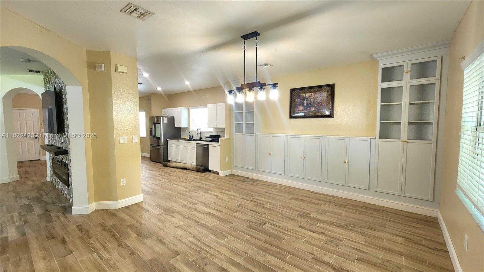 Small Image of 343 NORTH EAST 36TH TERRACE, Homestead Number 22