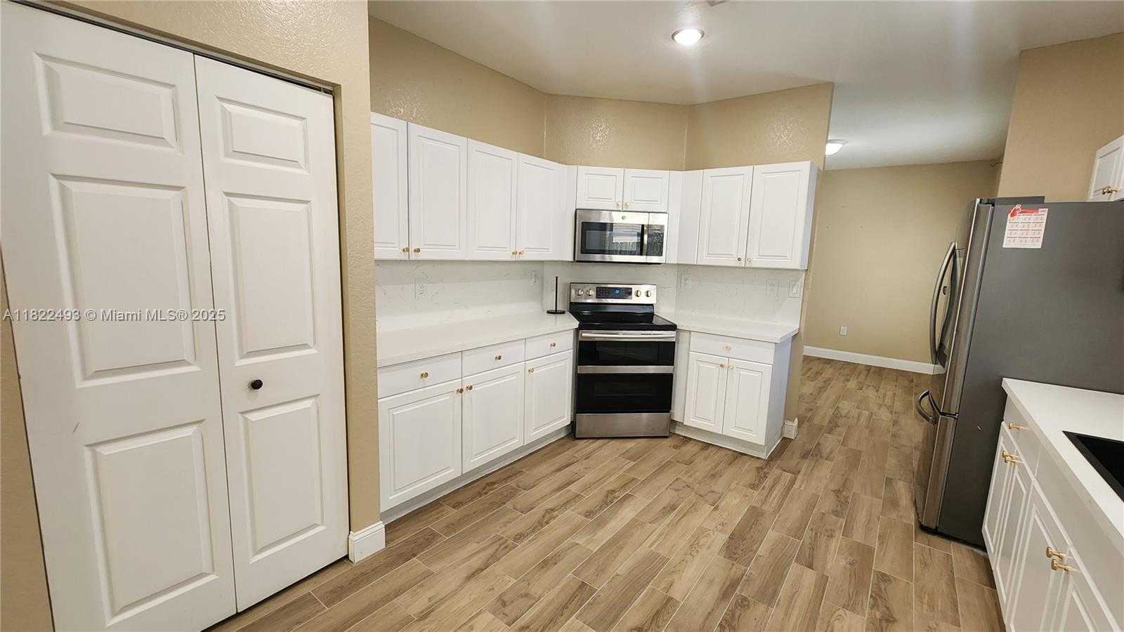 Small Image of 343 NORTH EAST 36TH TERRACE, Homestead Number 29
