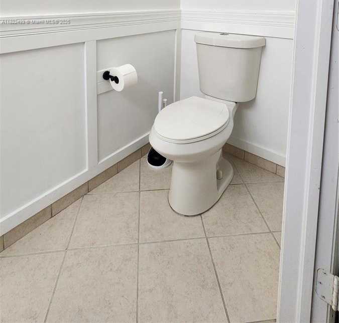 Small Image of 343 NORTH EAST 36TH TERRACE, Homestead Number 32