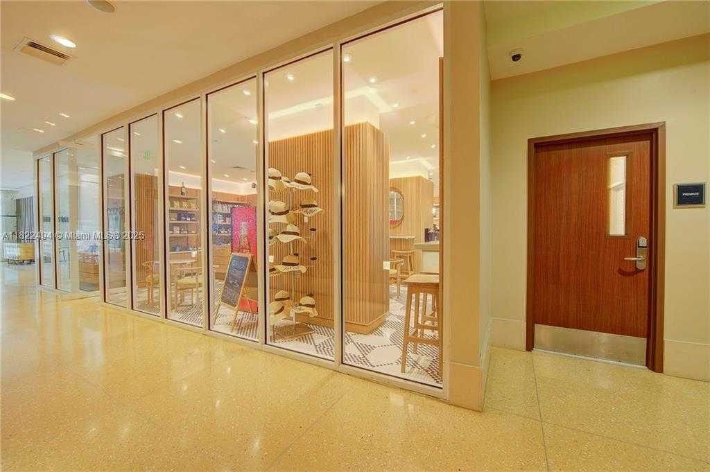Small Image of 6899 COLLINS AVE #2208, Miami Beach Number 56