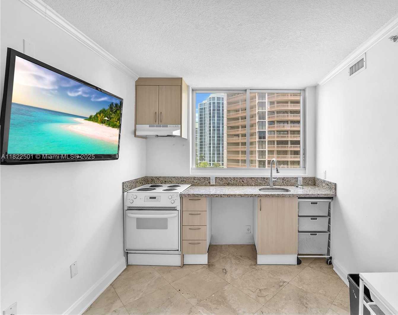 Small Image of 2951 SOUTH BAYSHORE DR #1017, Miami Number 11