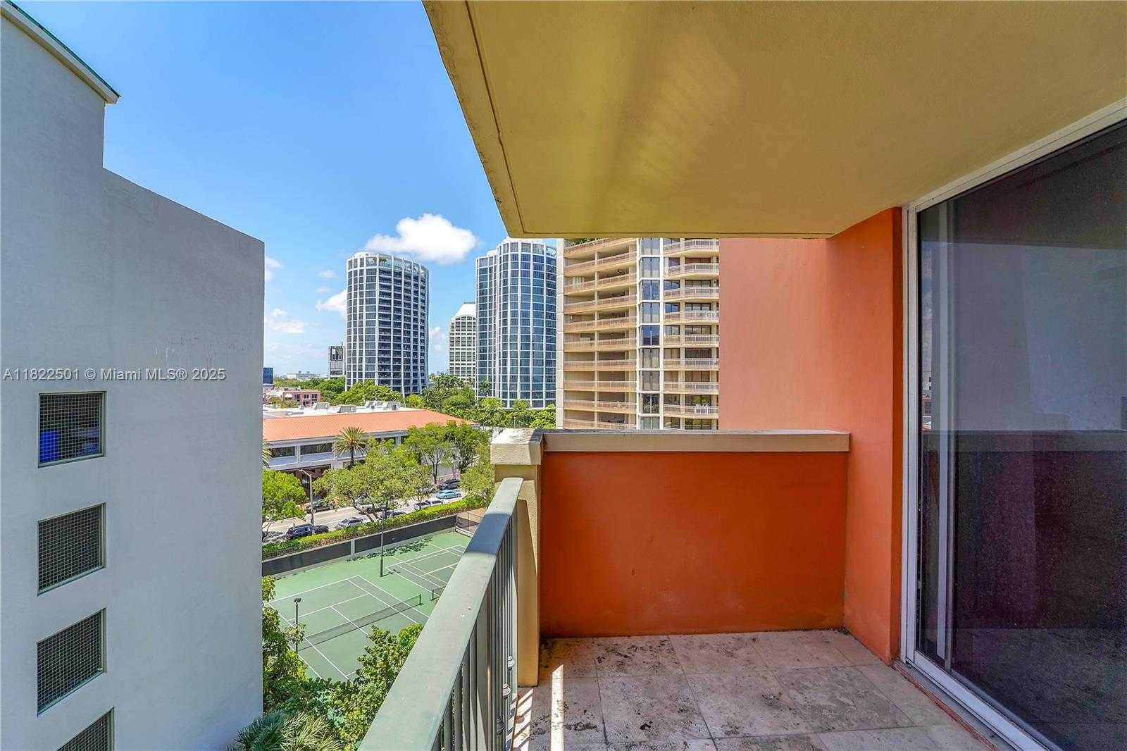 Small Image of 2951 SOUTH BAYSHORE DR #1017, Miami Number 17