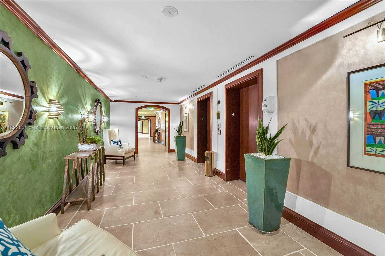 Small Image of 2951 SOUTH BAYSHORE DR #1017, Miami Number 3