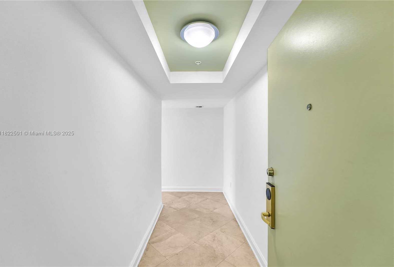 Small Image of 2951 SOUTH BAYSHORE DR #1017, Miami Number 5