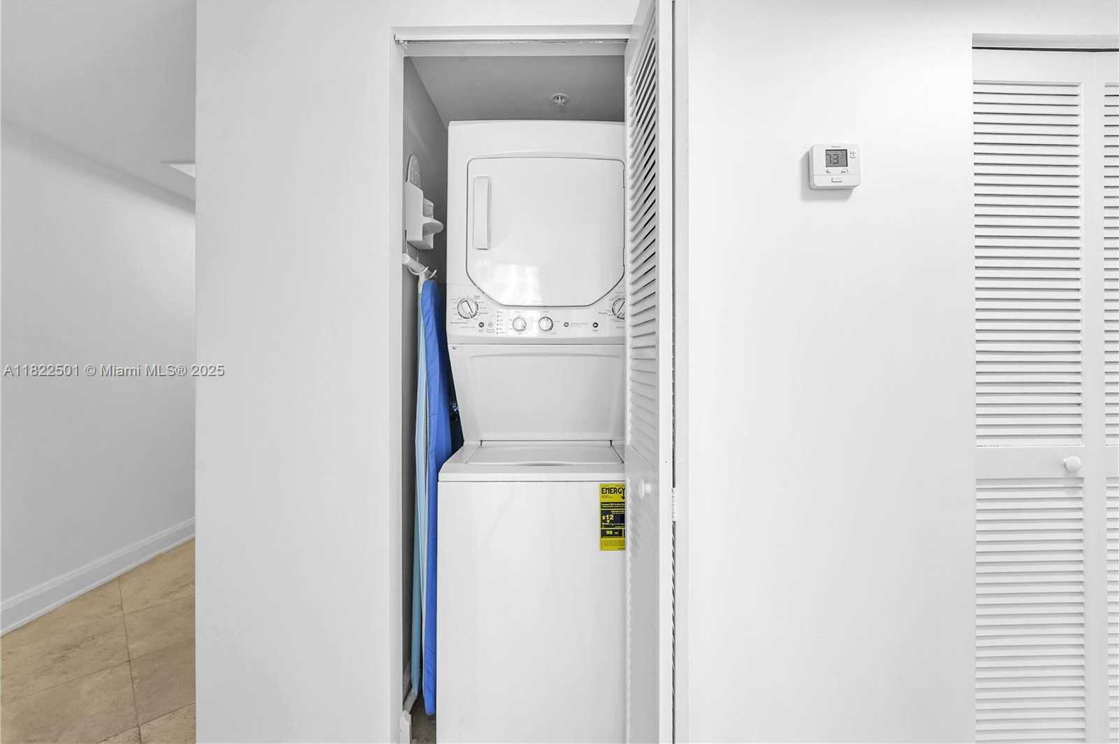 Small Image of 2951 SOUTH BAYSHORE DR #1017, Miami Number 7
