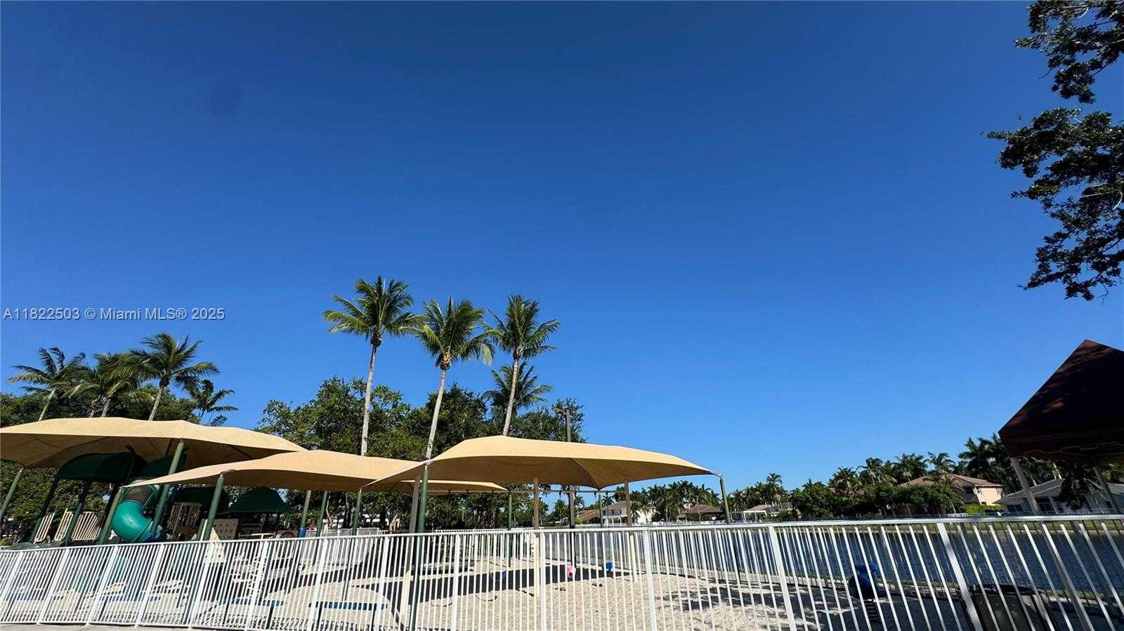 Small Image of 1538 TAMARIND CT, Weston Number 16