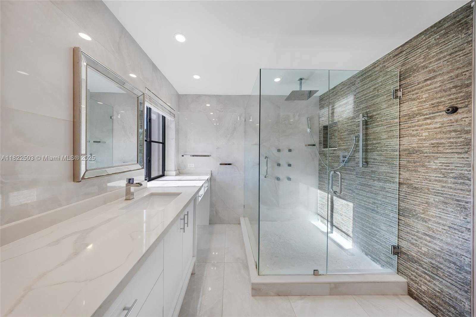 Small Image of 1538 TAMARIND CT, Weston Number 20