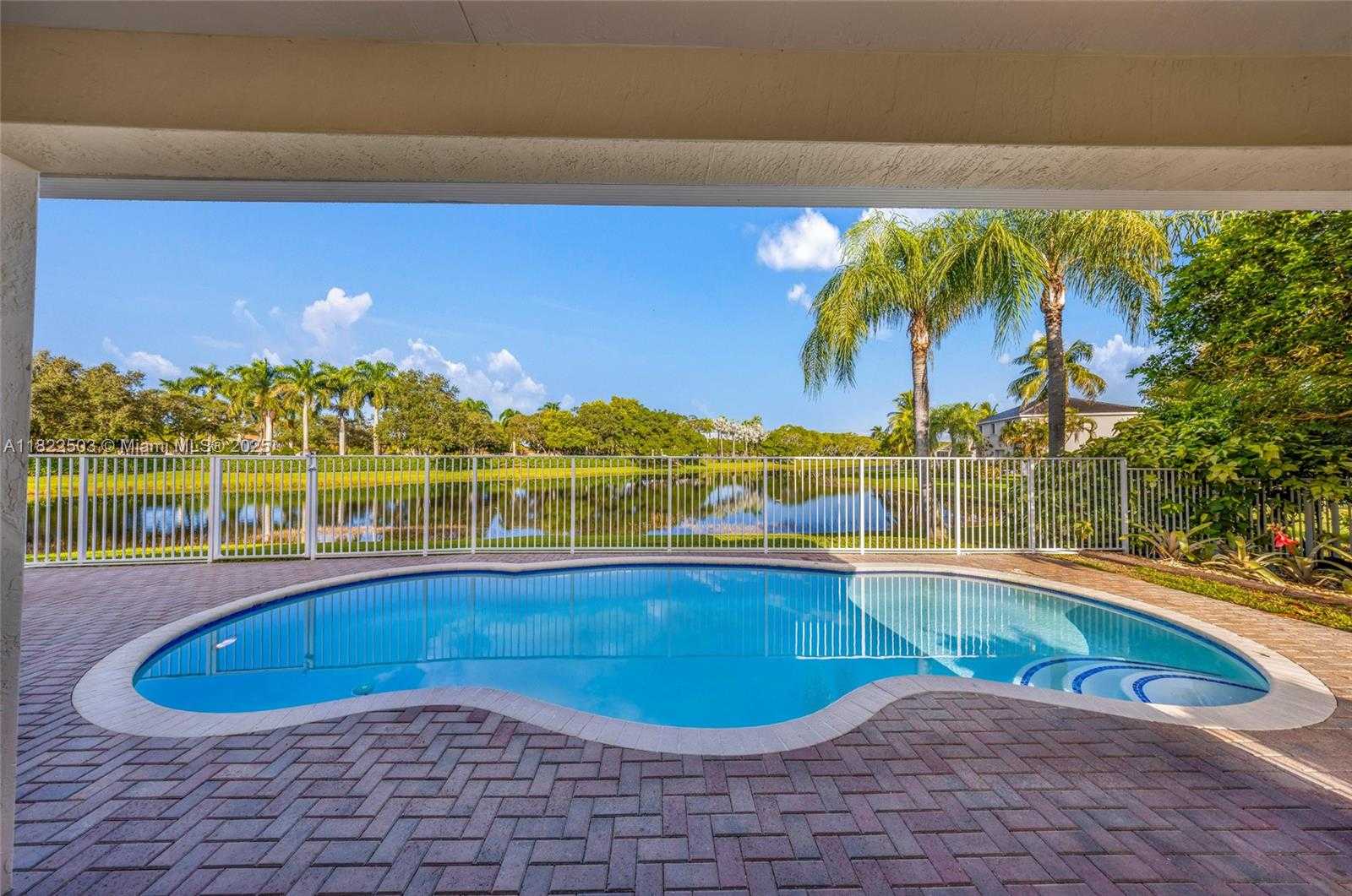 Small Image of 1538 TAMARIND CT, Weston Number 32