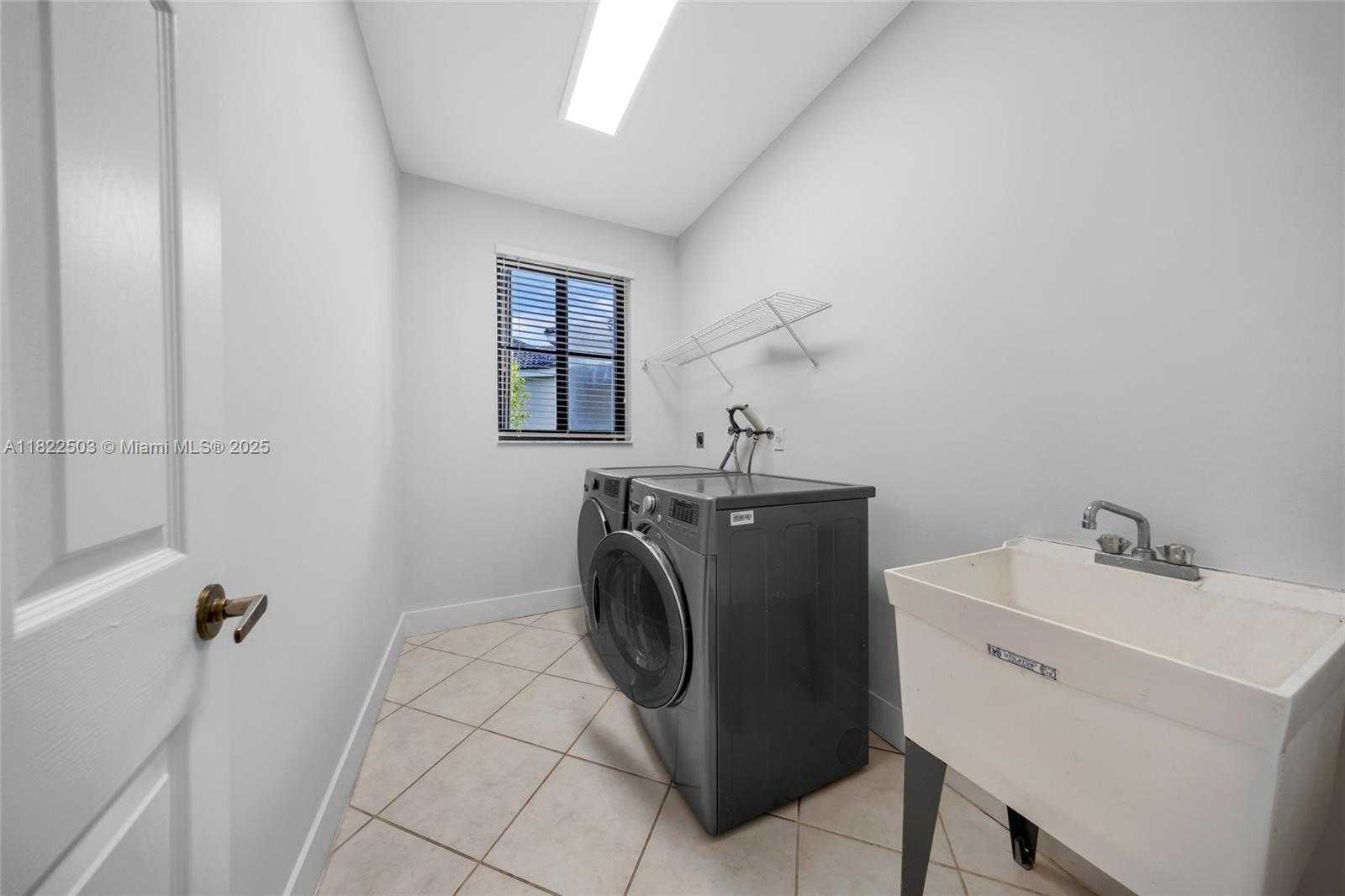 Small Image of 1538 TAMARIND CT, Weston Number 36