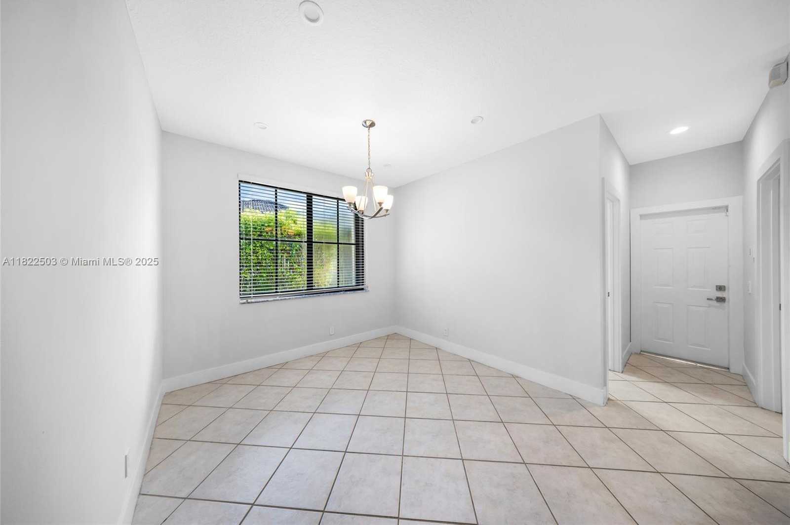Small Image of 1538 TAMARIND CT, Weston Number 38