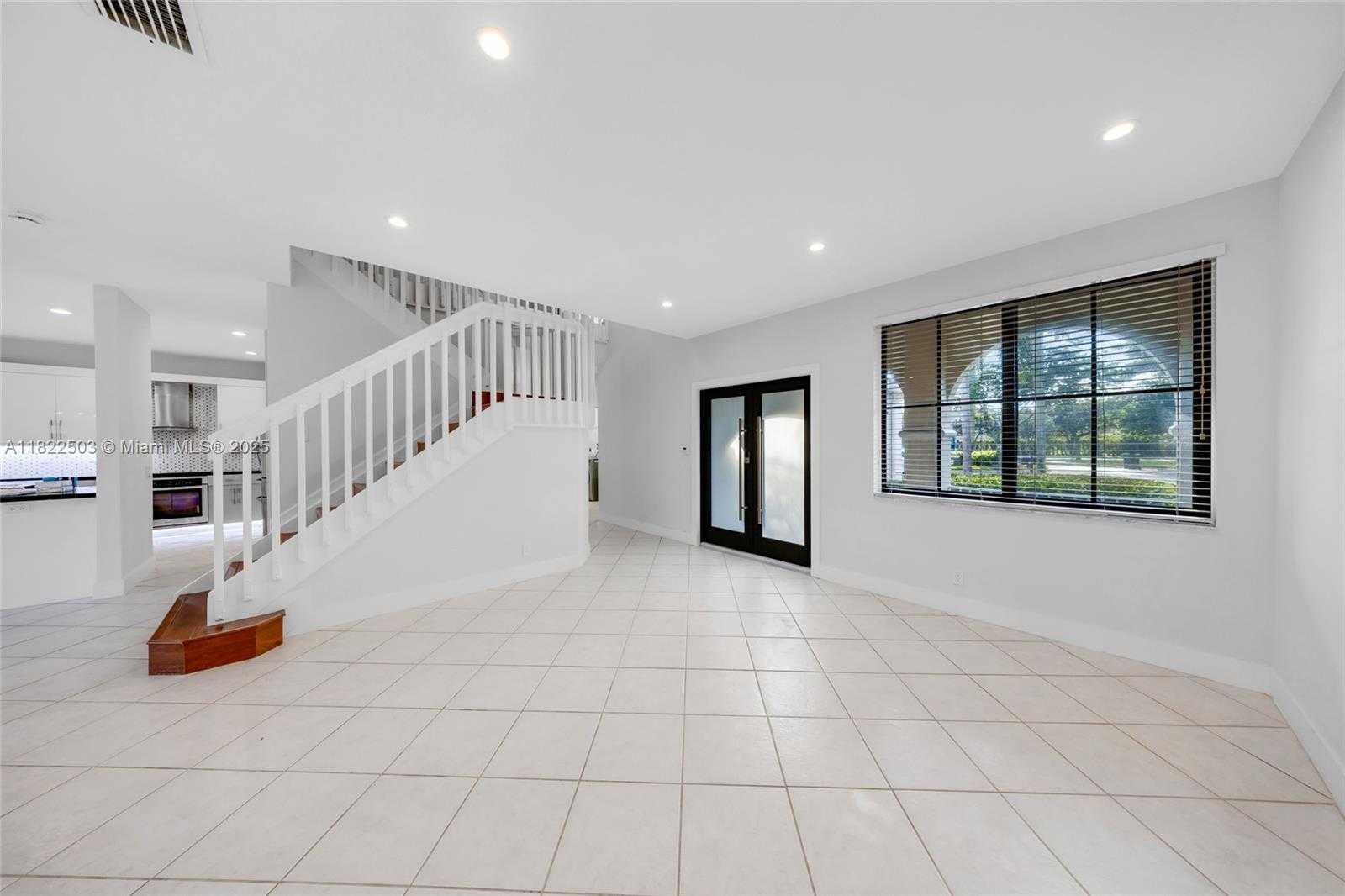 Small Image of 1538 TAMARIND CT, Weston Number 46
