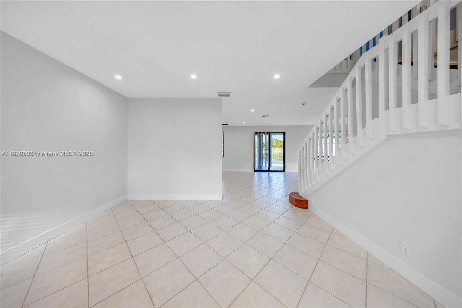 Small Image of 1538 TAMARIND CT, Weston Number 48