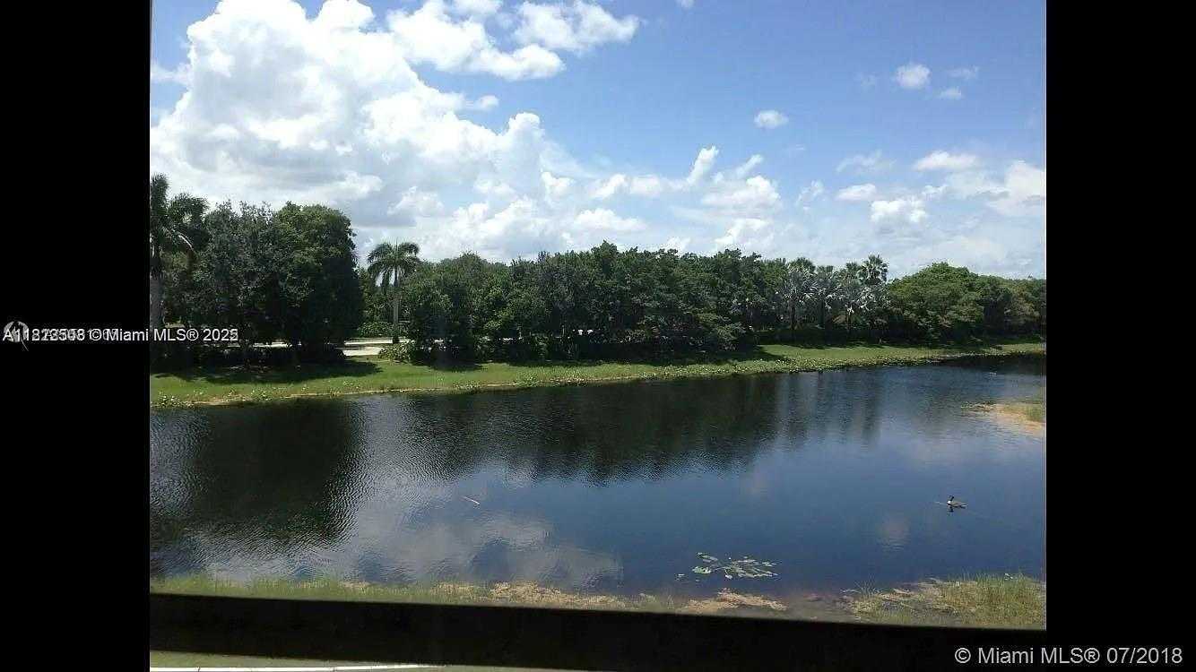 Small Image of 1538 TAMARIND CT, Weston Number 6