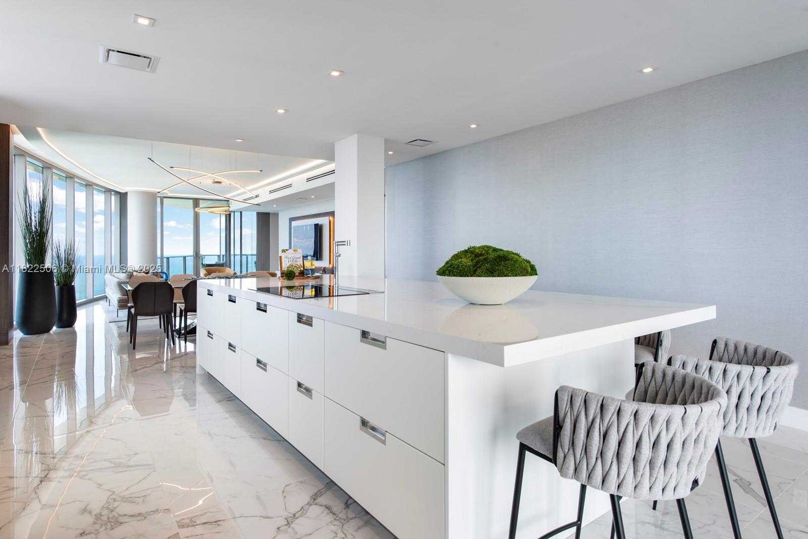 Small Image of 15701 COLLINS AVE #4601, Sunny Isles Beach Number 10