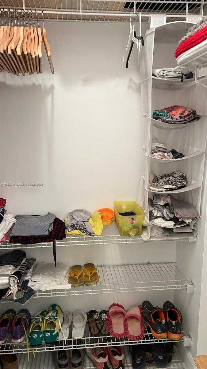 Small Image of 100 LINCOLN RD #909, Miami Beach Number 24