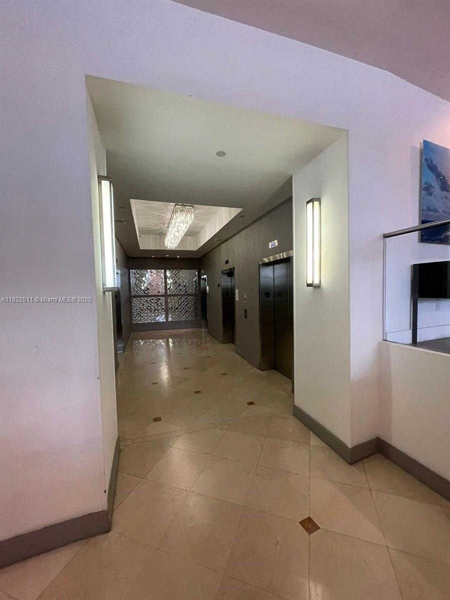 Small Image of 100 LINCOLN RD #909, Miami Beach Number 27