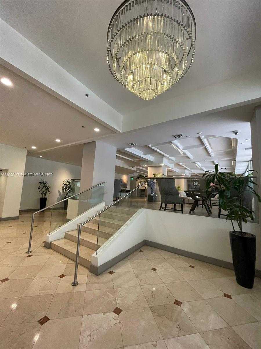 Small Image of 100 LINCOLN RD #909, Miami Beach Number 28