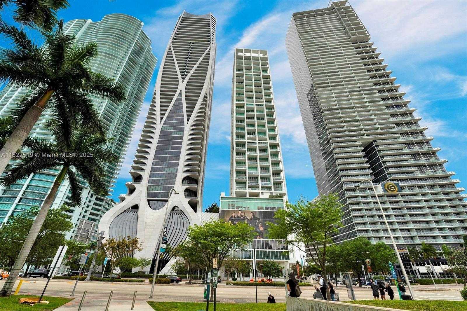 Small Image of 1040 BISCAYNE BLVD #3008, Miami Number 7
