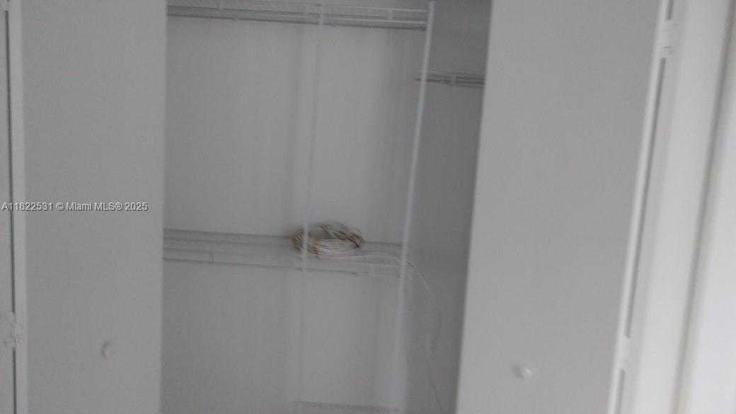 Small Image of 690 SOUTH WEST 1ST CT #1825, Miami Number 11