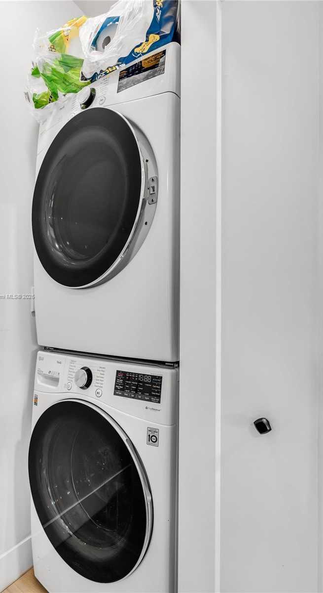 Small Image of 8755 SOUTH WEST 34TH ST #2, Miami Number 11