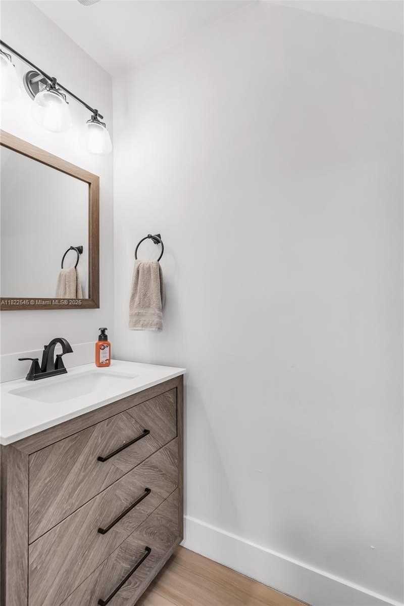Small Image of 8755 SOUTH WEST 34TH ST #2, Miami Number 13