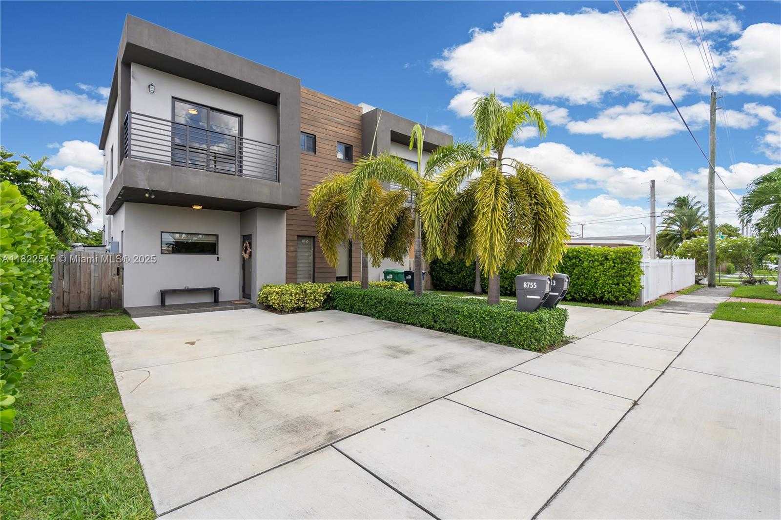 Small Image of 8755 SOUTH WEST 34TH ST #2, Miami Number 2