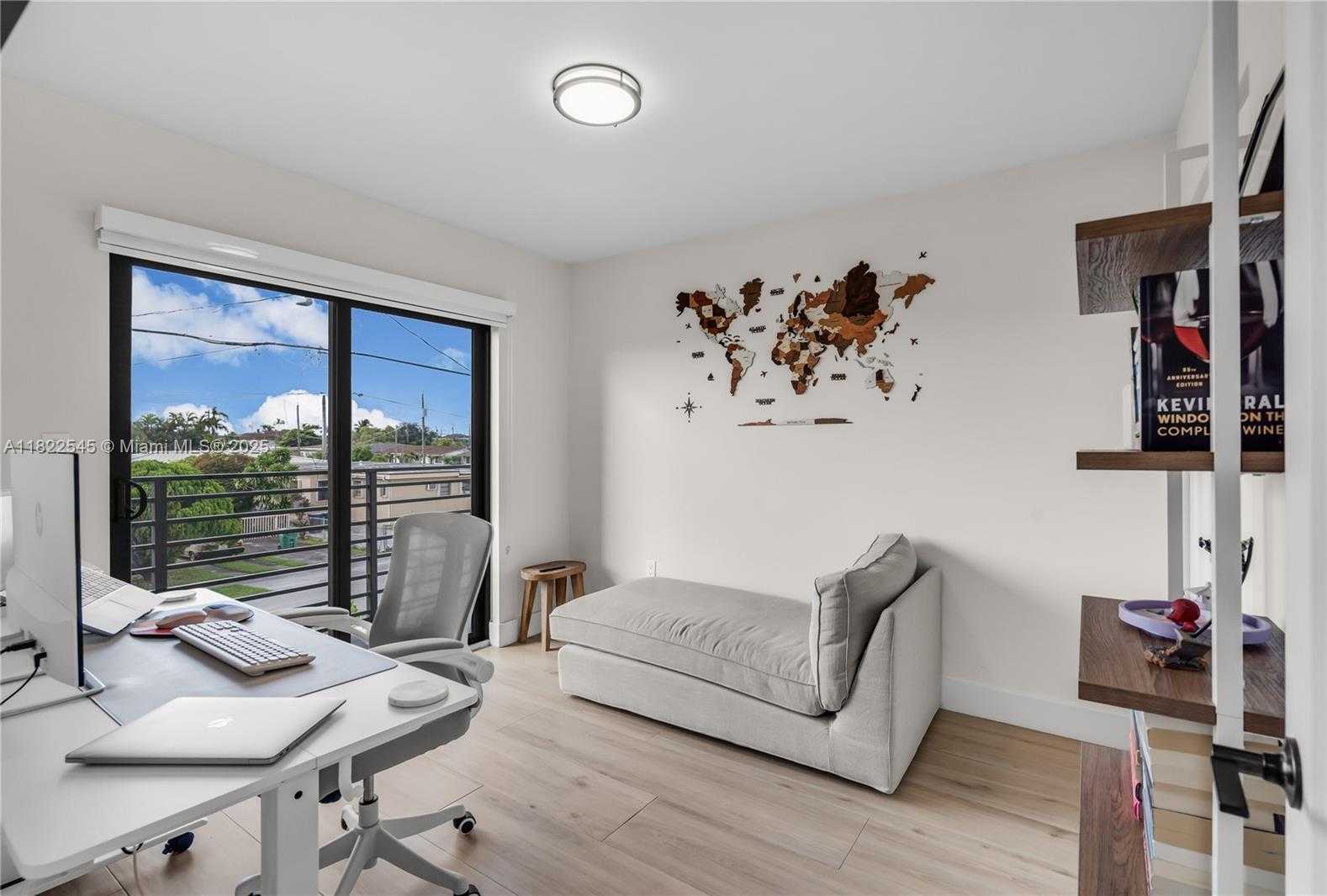 Small Image of 8755 SOUTH WEST 34TH ST #2, Miami Number 23