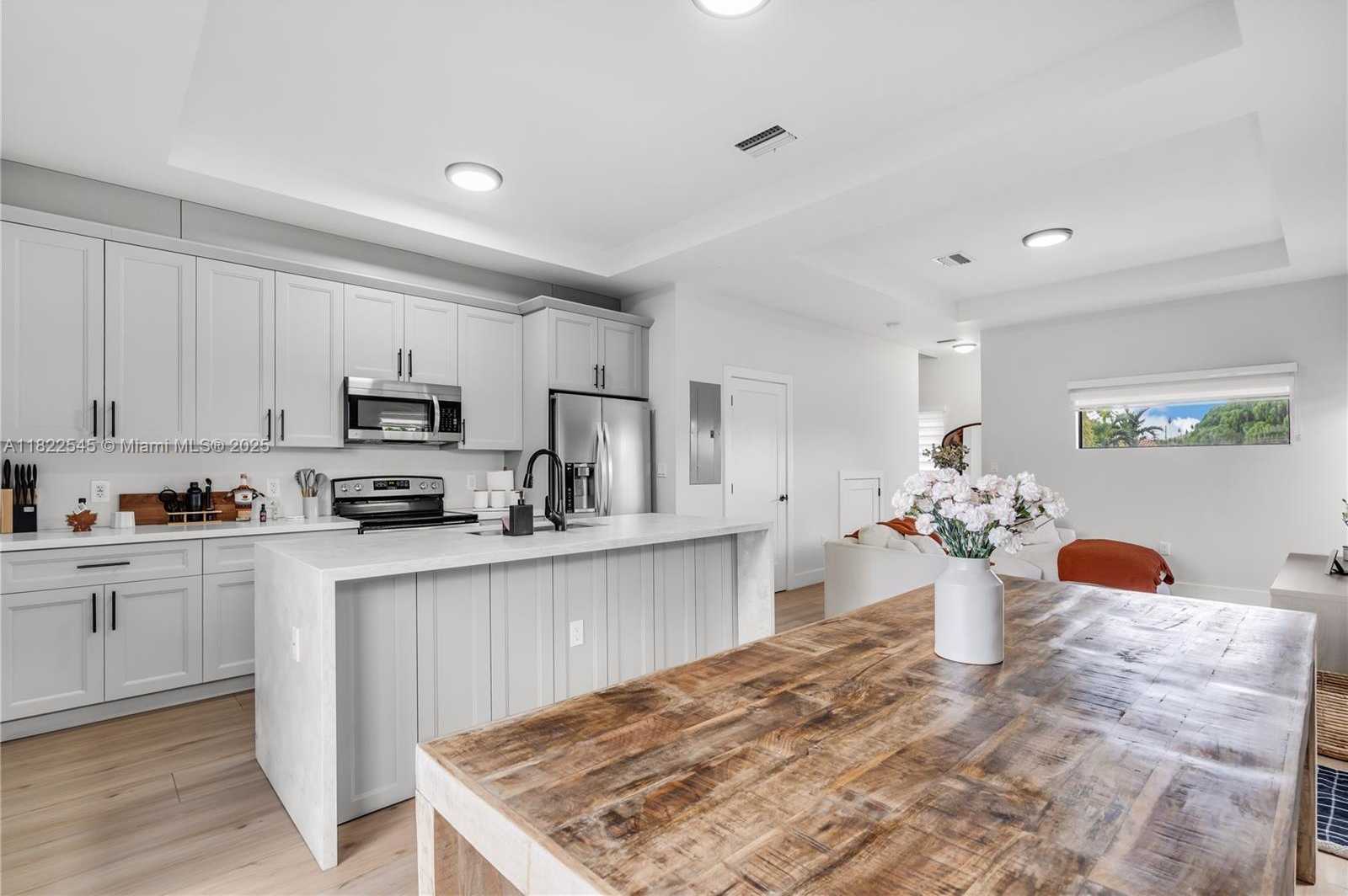 Small Image of 8755 SOUTH WEST 34TH ST #2, Miami Number 7