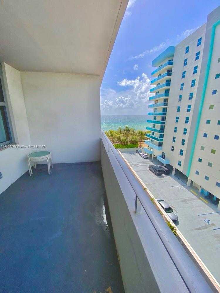 Small Image of 9225 COLLINS AVE #710, Surfside Number 16