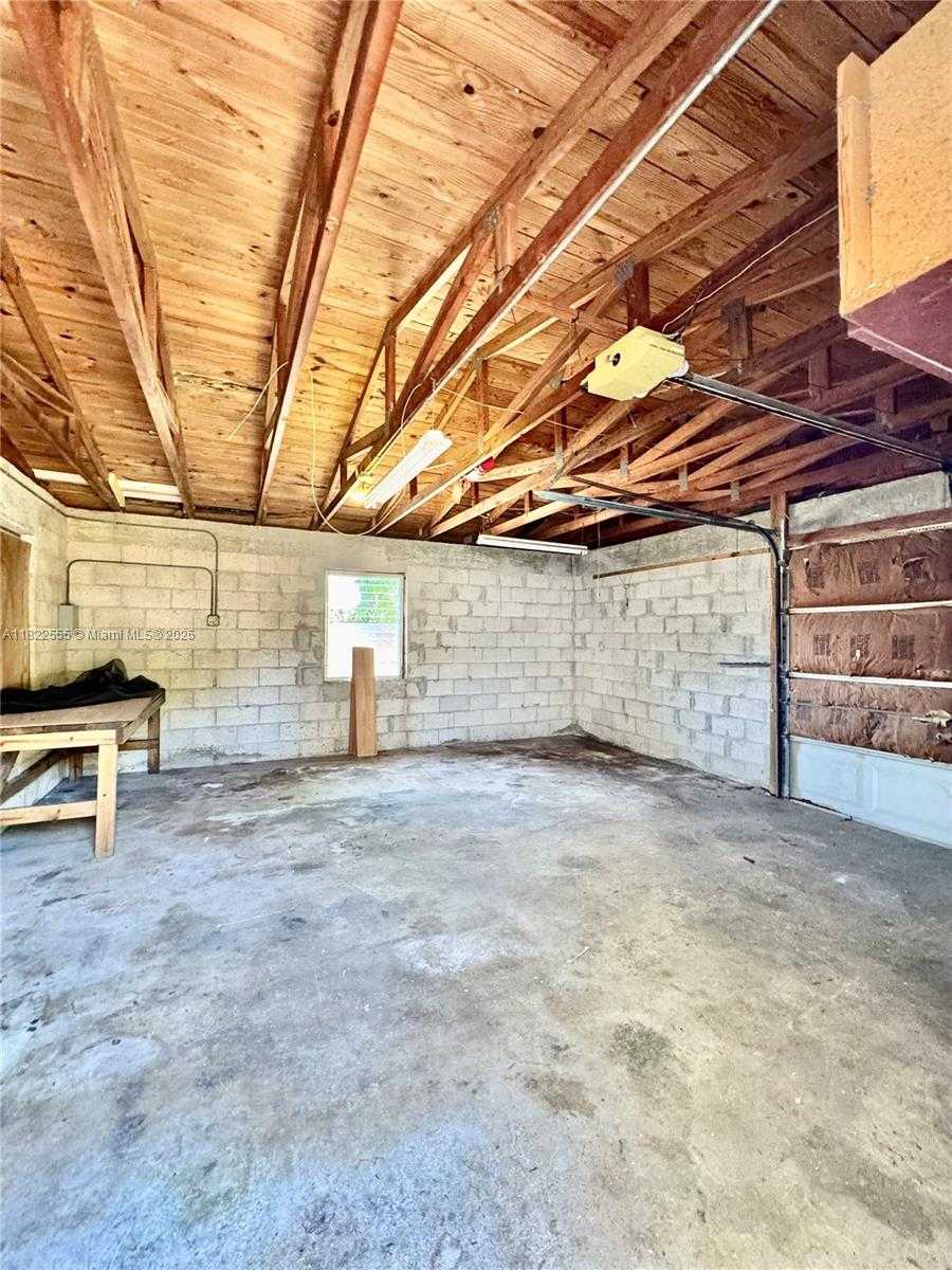 Small Image of 2100 NORTH EAST 173RD ST, North Miami Beach Number 16
