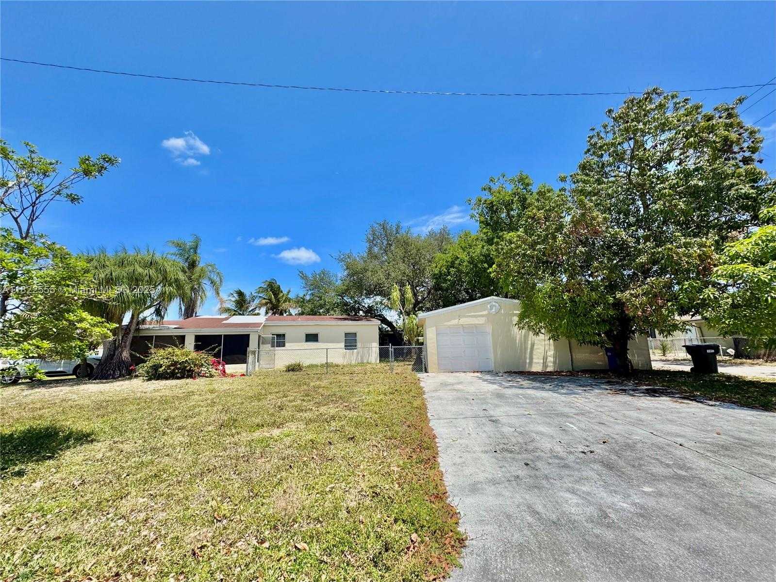Small Image of 2100 NORTH EAST 173RD ST, North Miami Beach Number 20