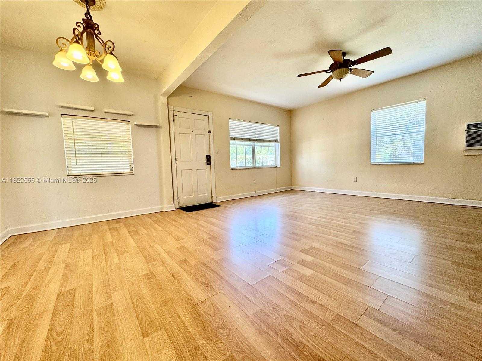 Small Image of 2100 NORTH EAST 173RD ST, North Miami Beach Number 7