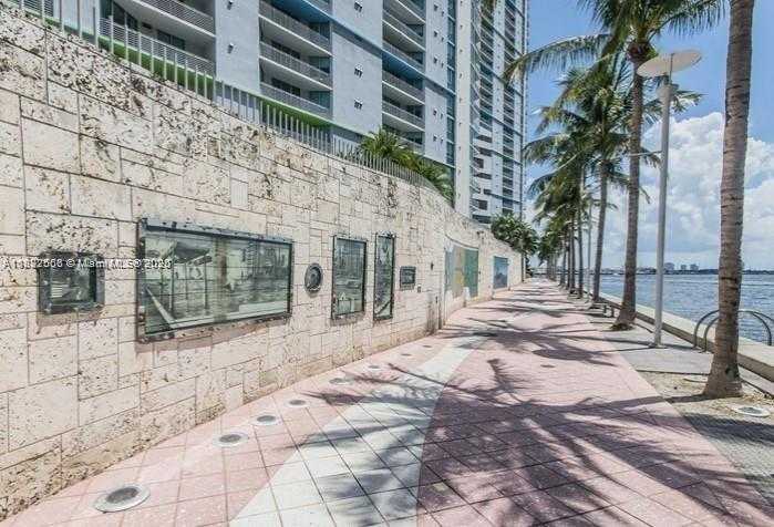 Small Image of 325 SOUTH BISCAYNE BLVD #3316, Miami Number 10