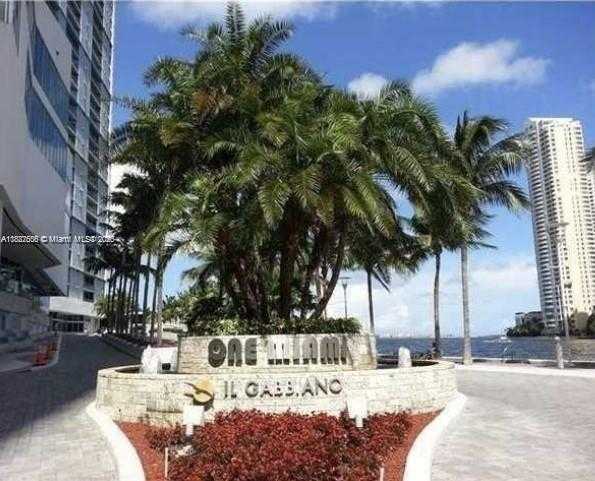 Small Image of 325 SOUTH BISCAYNE BLVD #3316, Miami Number 3