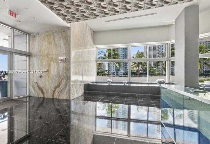 Small Image of 325 SOUTH BISCAYNE BLVD #3316, Miami Number 8
