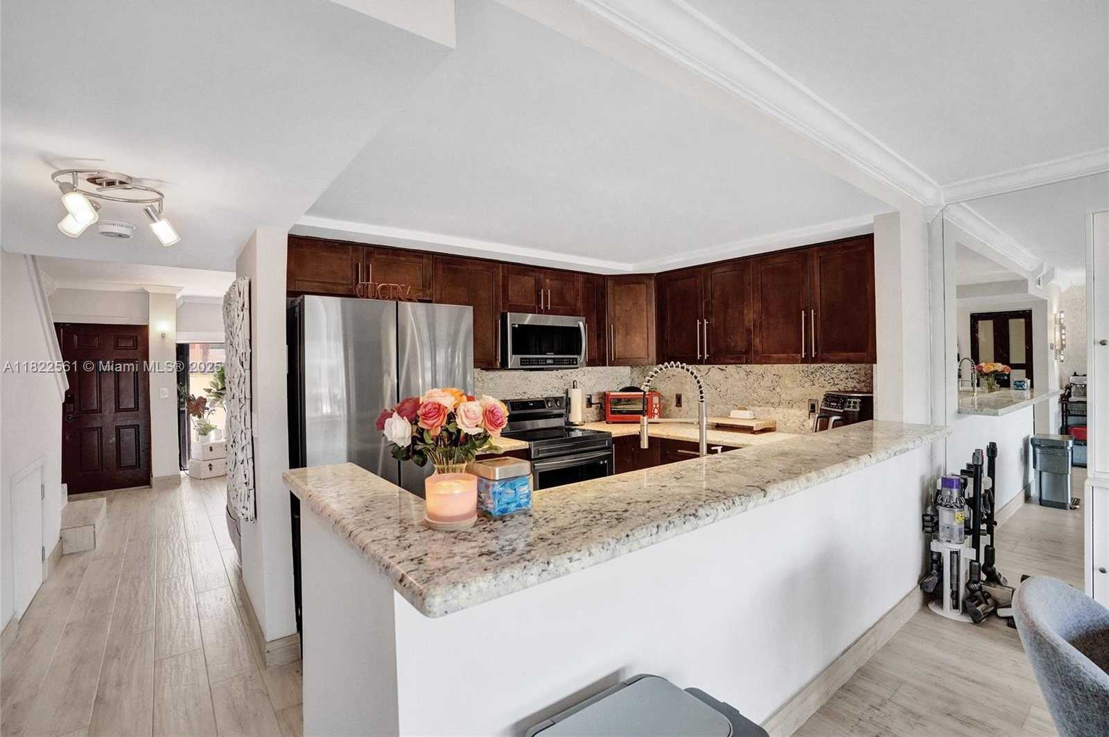 Small Image of 16478 NORTH EAST 27TH PL #34, Eastern Shores Number 19