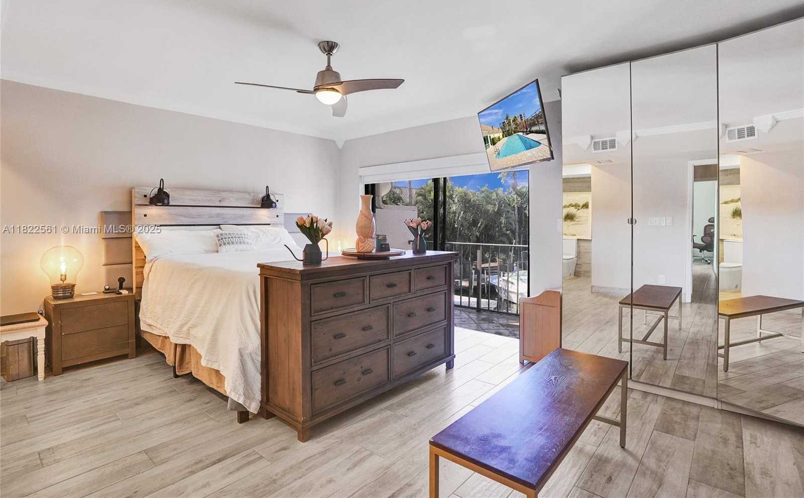 Small Image of 16478 NORTH EAST 27TH PL #34, Eastern Shores Number 34