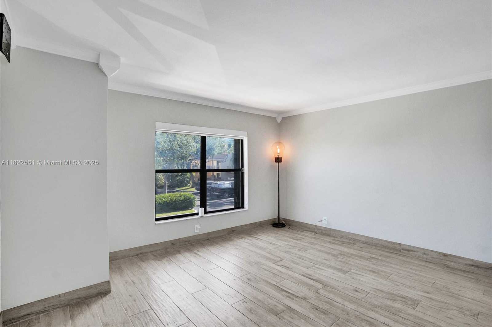 Small Image of 16478 NORTH EAST 27TH PL #34, Eastern Shores Number 45