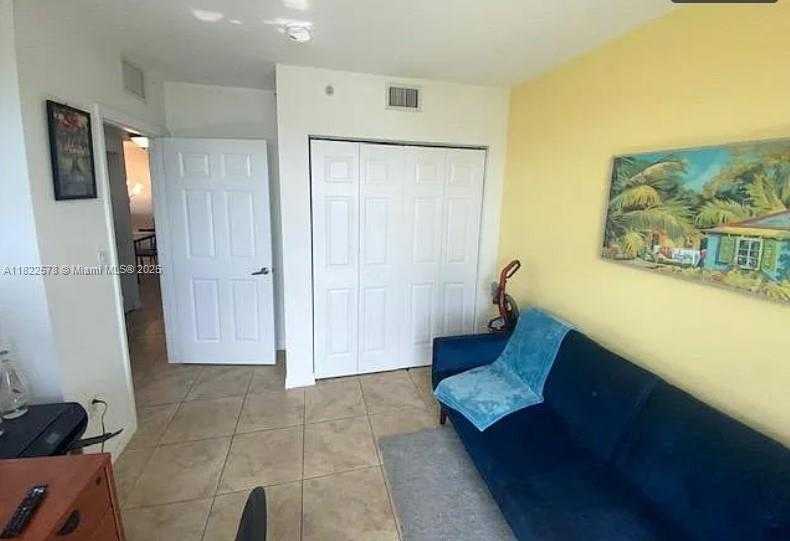 Small Image of 900 SOUTH WEST 8TH ST #904, Miami Number 20