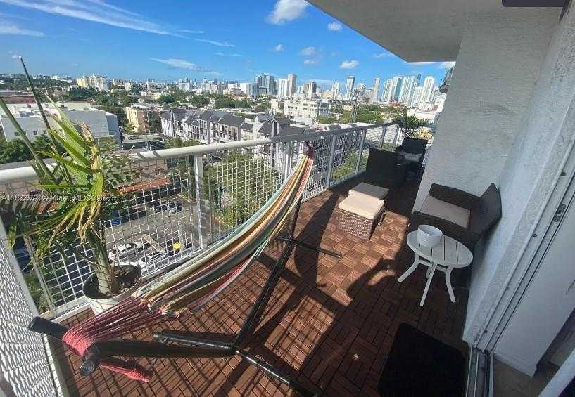 Small Image of 900 SOUTH WEST 8TH ST #904, Miami Number 5