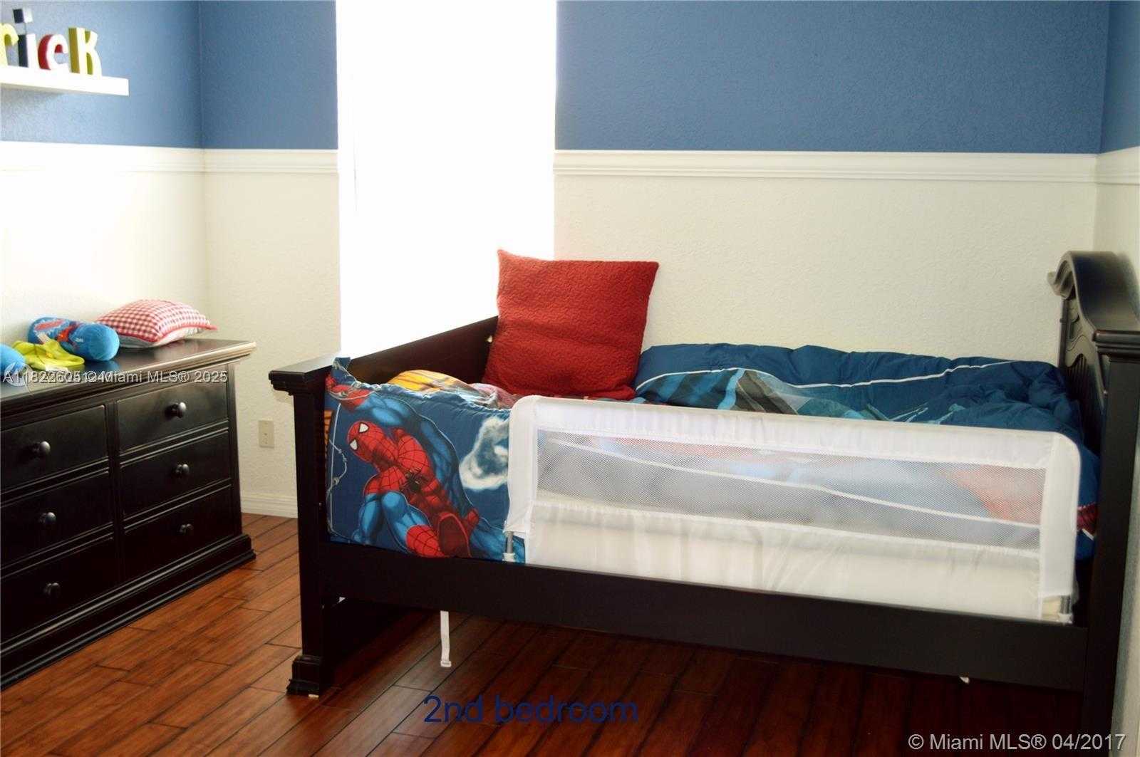 Small Image of 4421 EAST SENECA AVE, Weston Number 16