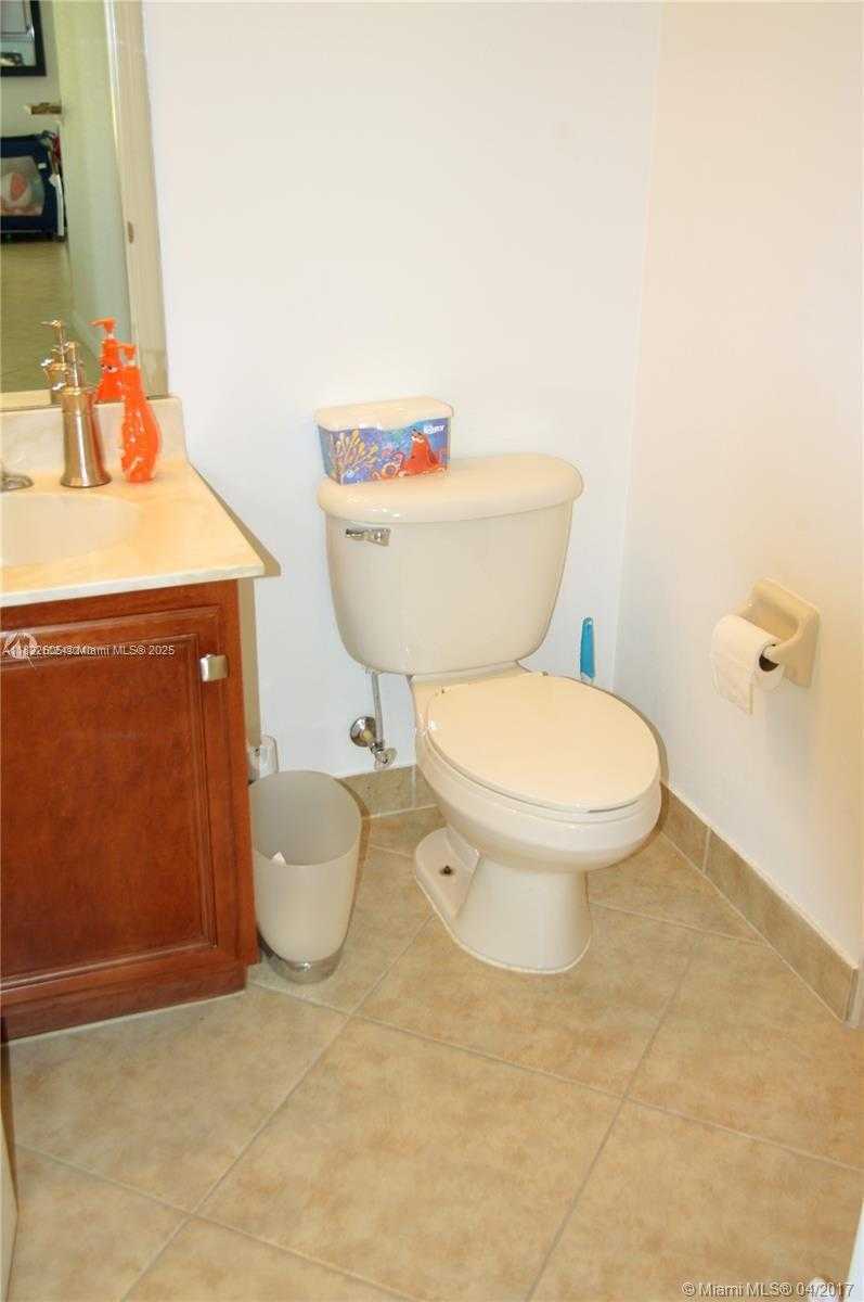 Small Image of 4421 EAST SENECA AVE, Weston Number 7