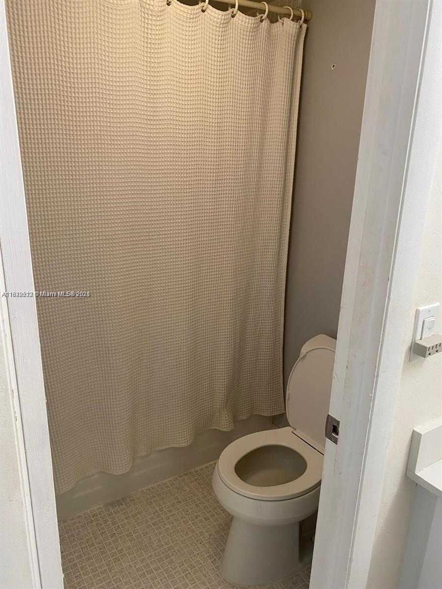 Small Image of 9273 COLLINS AVE #506, Surfside Number 8